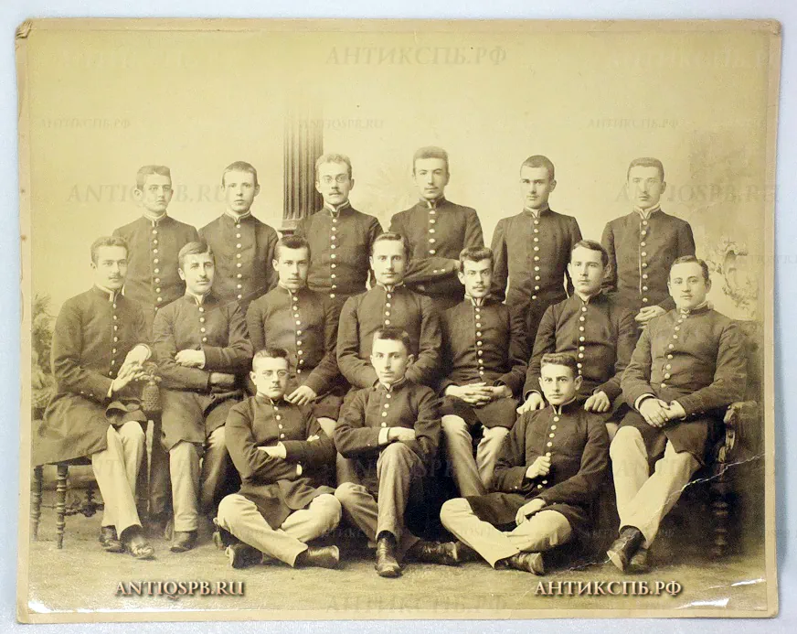 Фотография старинная "Гимназисты". Россия. Нач. ХХ века. №20439